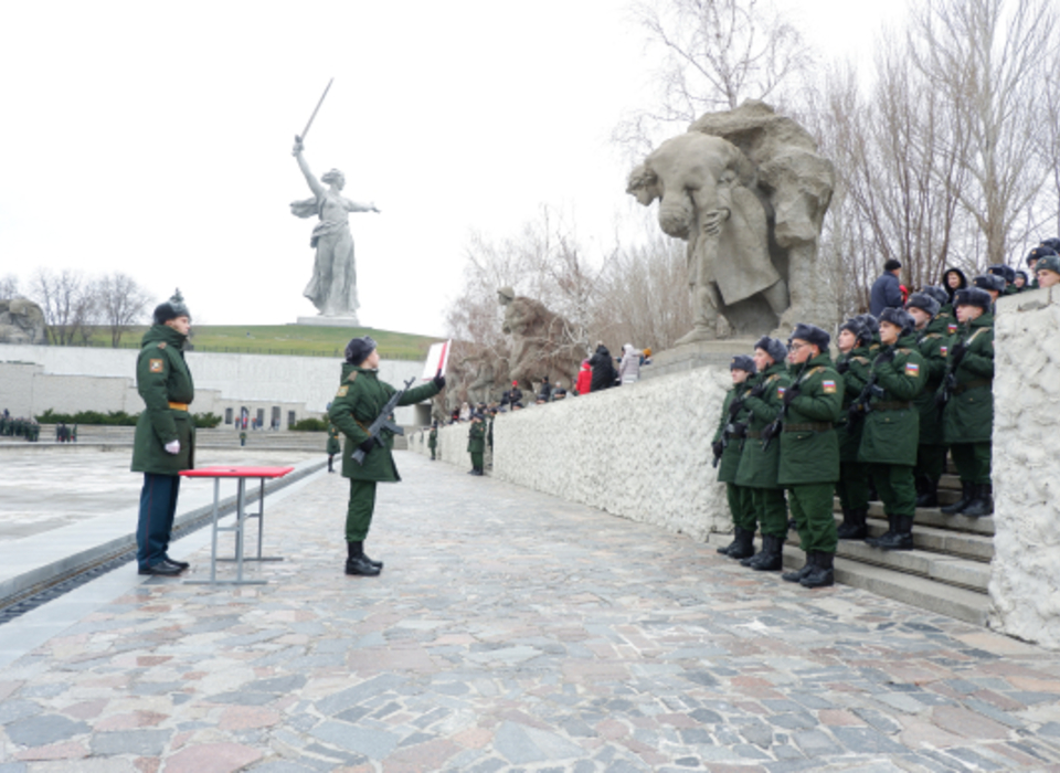 Призывники из Волгограда отправились на воинскую службу
